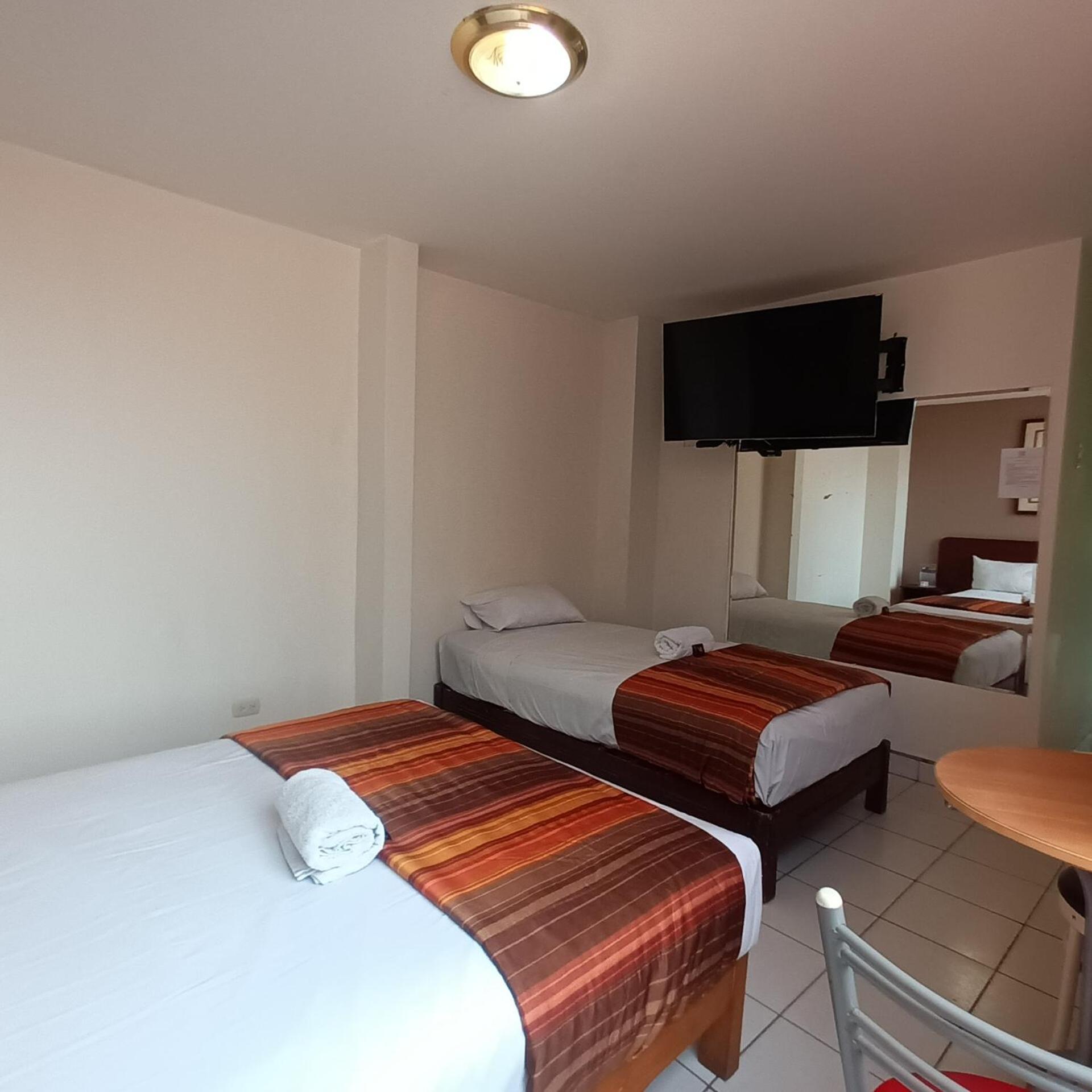Hostal Jazmines ليما المظهر الخارجي الصورة
